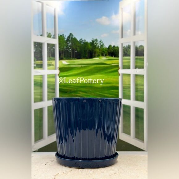 Pancho (LG) Blue Ceramic Planter Pot with Saucer Attached - Picture 3 of 9